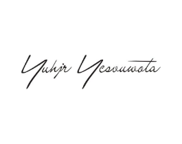 YUHJR YCSVUWOTA商标原图 第25类服装鞋帽